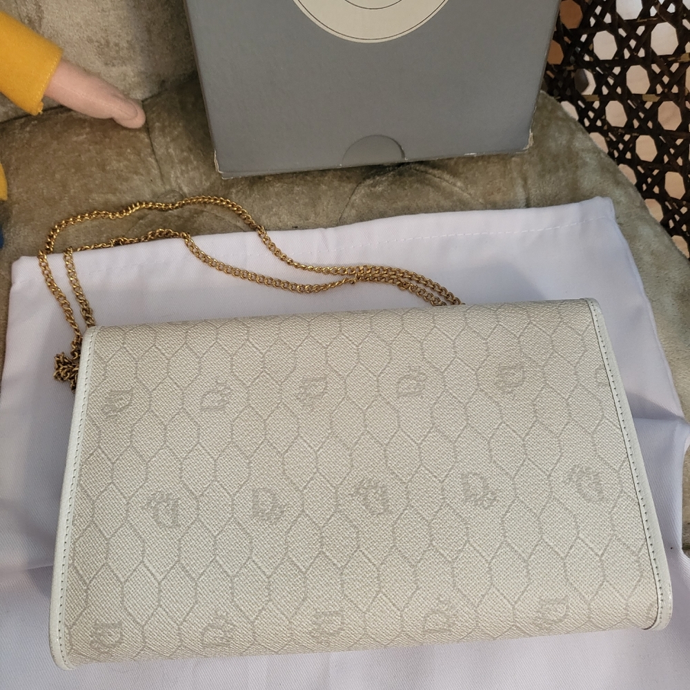 (SOLD)RARE Authentic Vintage Dior chained shoulder bag - Picture 3 of 17